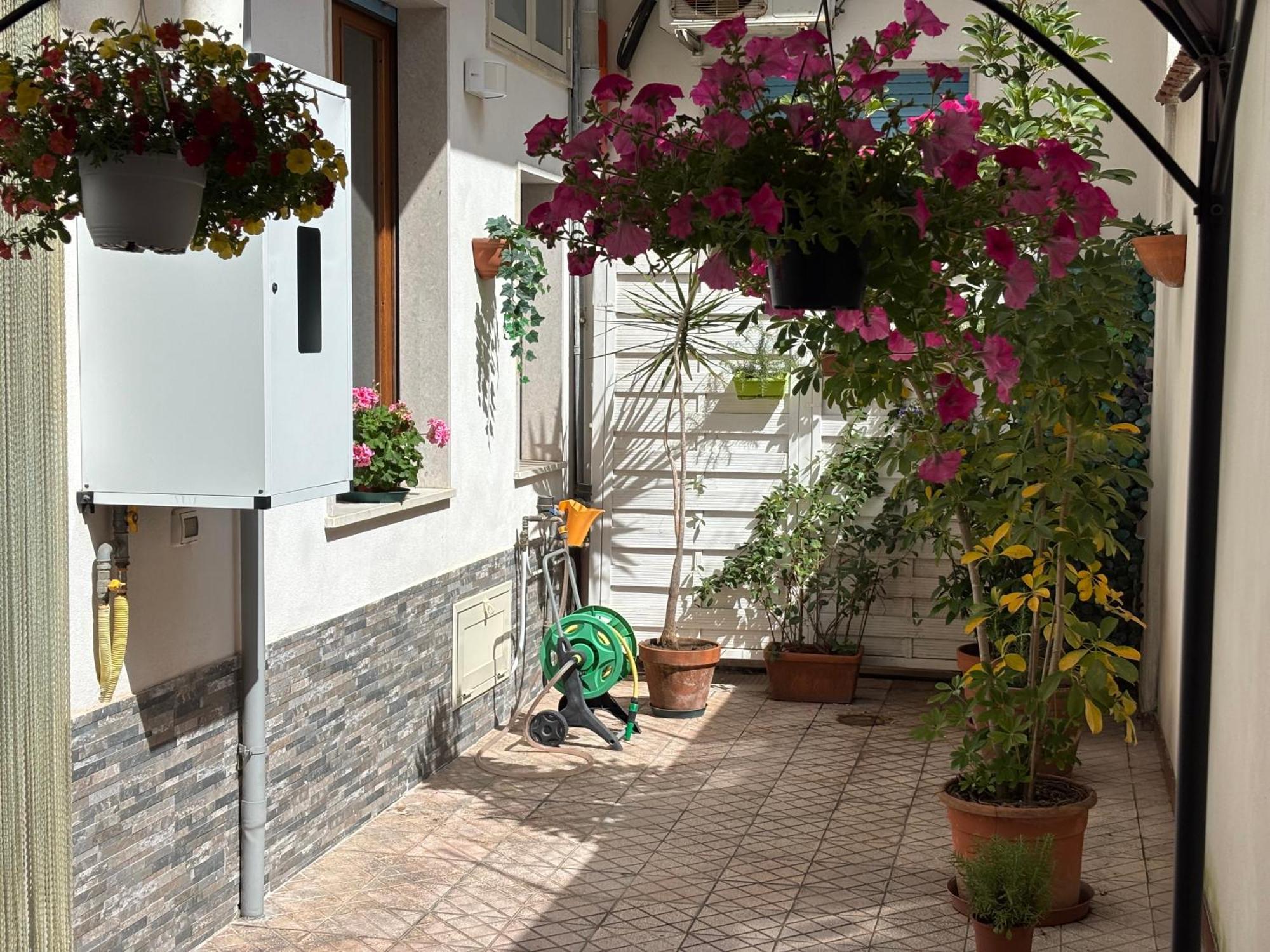 Casa Ninetta Διαμέρισμα Riposto Εξωτερικό φωτογραφία