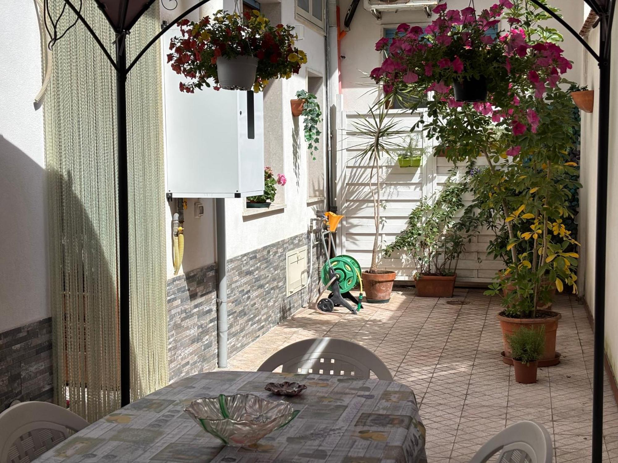 Casa Ninetta Διαμέρισμα Riposto Εξωτερικό φωτογραφία